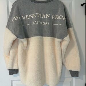 Spirit - Venetian Las Vegas Resort -Two-Tone Gray and Cream Sweater-‎ Oversized